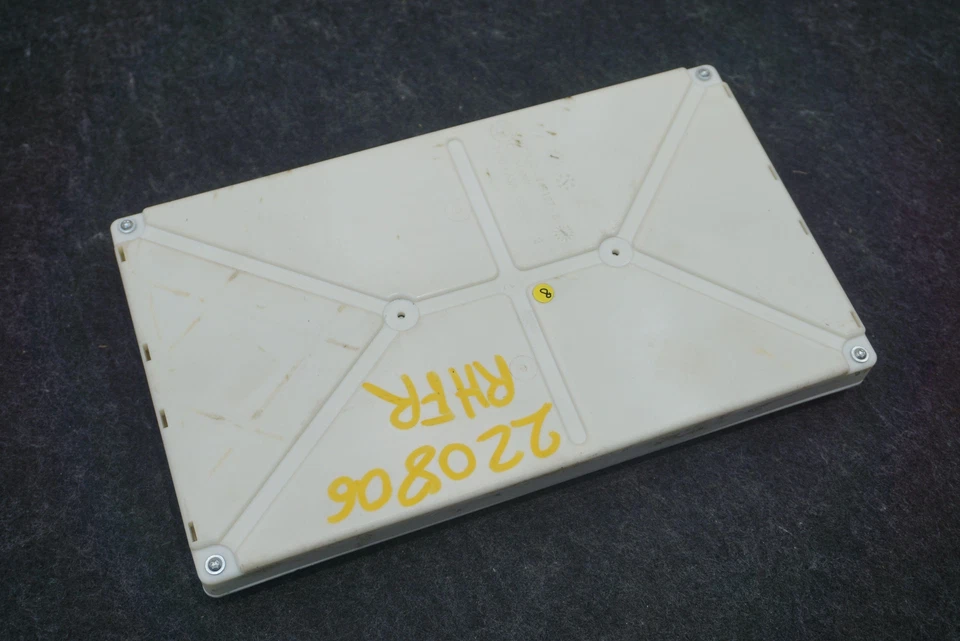 Módulo de control de dominio de carrocería BDC ECU 61355A09DC301 OEM BMW 840i G16 2020 Foto 3 de 4