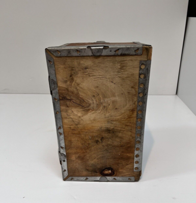 VTG Volvo Wooden Shipping Crate Box Auto Memorabilia Collectible RARE (no lid) | eBay VTG Volvo Wooden Shipping Crate Box Auto Memorabilia Collectible RARE (no lid) | eBay