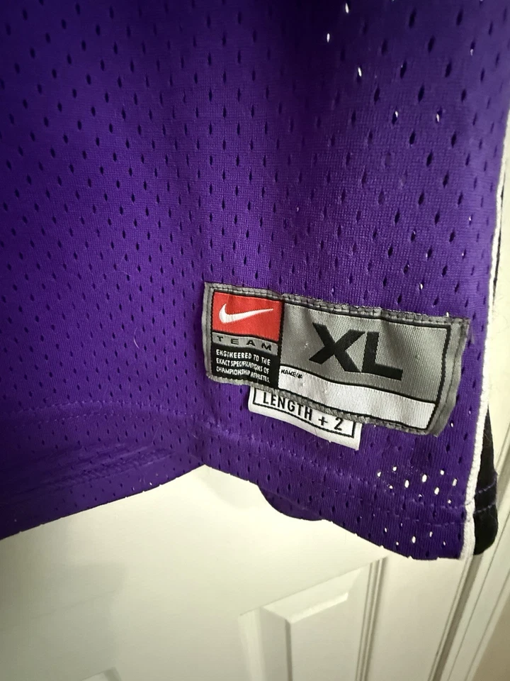 Camiseta costurada masculina vintage NBA Chris Webber Nike roxa Sacramento Kings XL +2 - Imagem 4 de 4