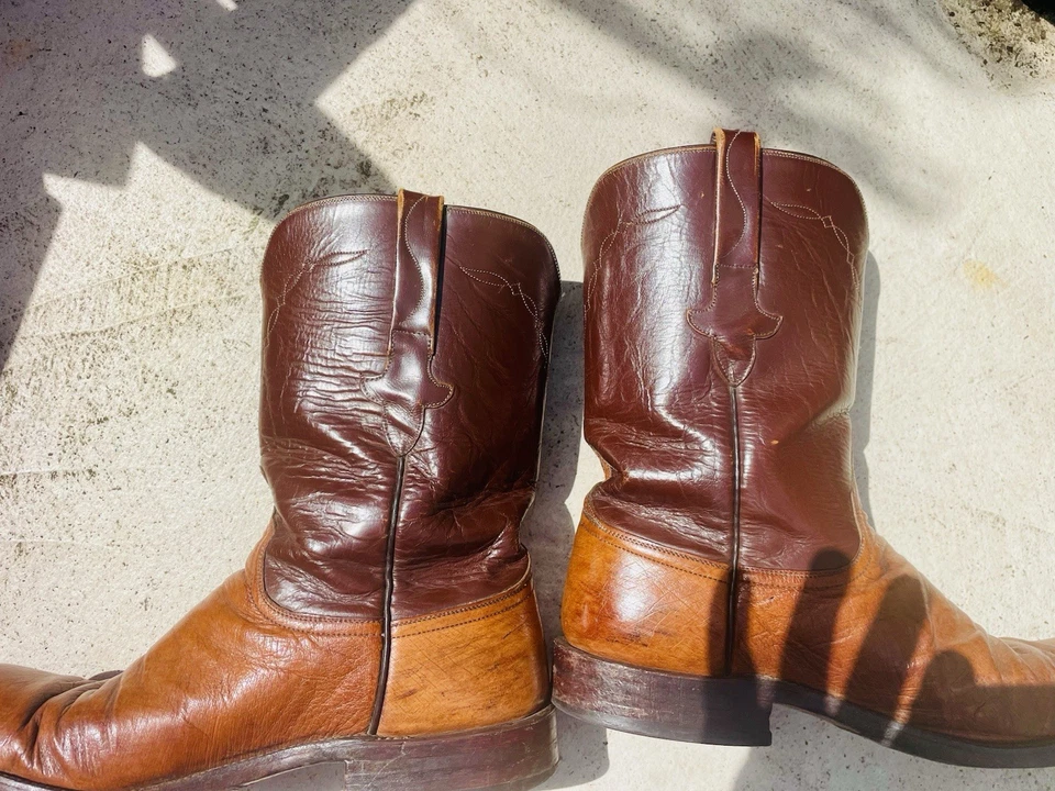 Vintage Lucchese Handmade Classics Men’s Cowboy Boots Sz. 9.5C Made USA  - Image 3 of 4