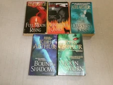 Riley Jenson Guardian Series by Keri Arthur (5 From Series) Lot 7893