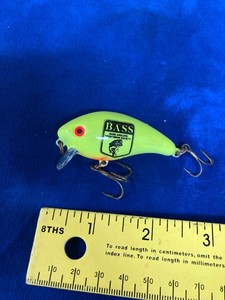 NEW MANNS BABY 1 BASS PROMOTIONAL YELLOW FISHING LURE #1001HL