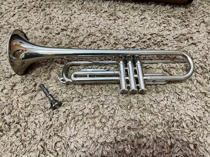 YAMAHA YTR-136 Trumpet silver Bb