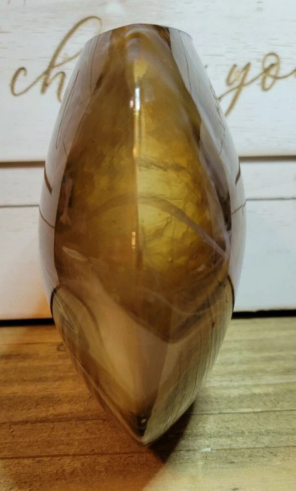 Jarrón con patrón de remolino marrón y blanco Foto 4 de 4