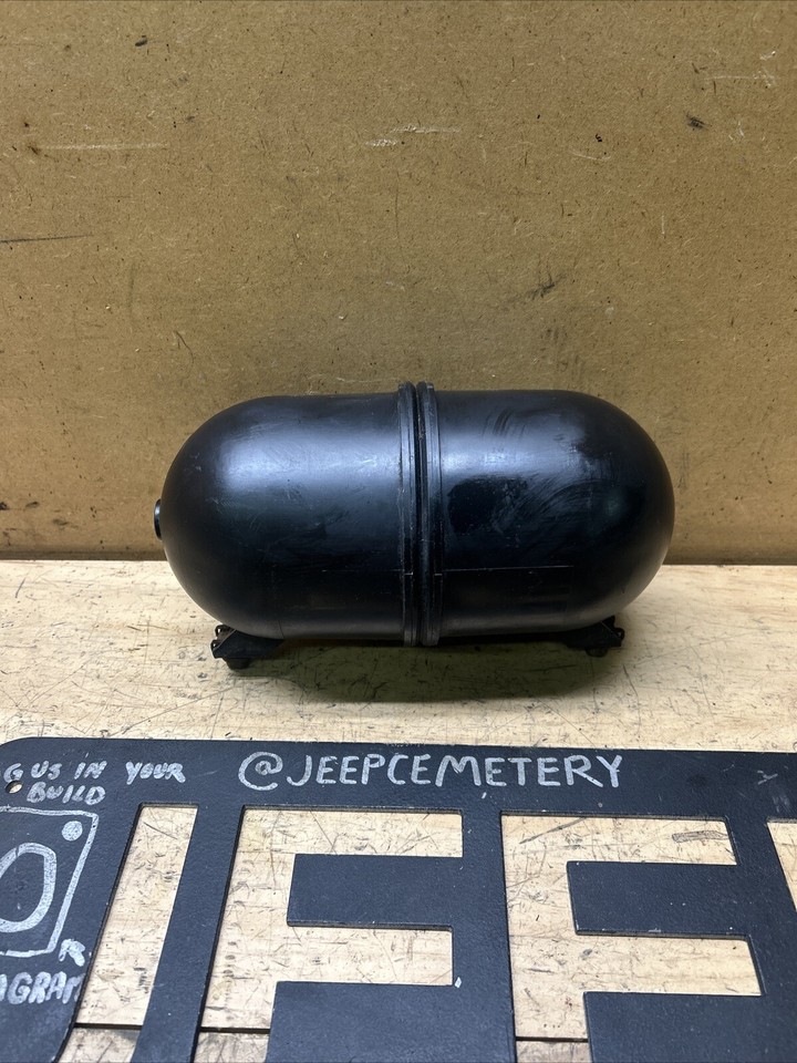 8496 Jeep Cherokee XJ Comanche MJ Vacuum Canister Reservior 1 Port eBay