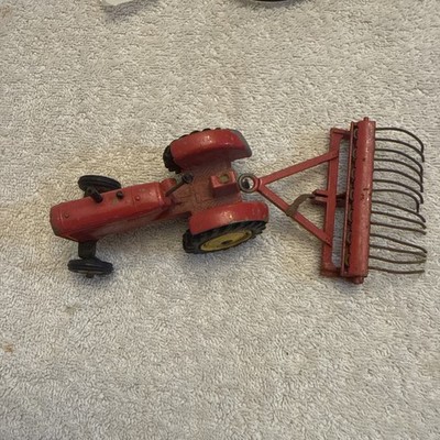 Vintage Dinky Toys 300 Massey Harris Tractor & Dinky 324 Rake Ref KK5