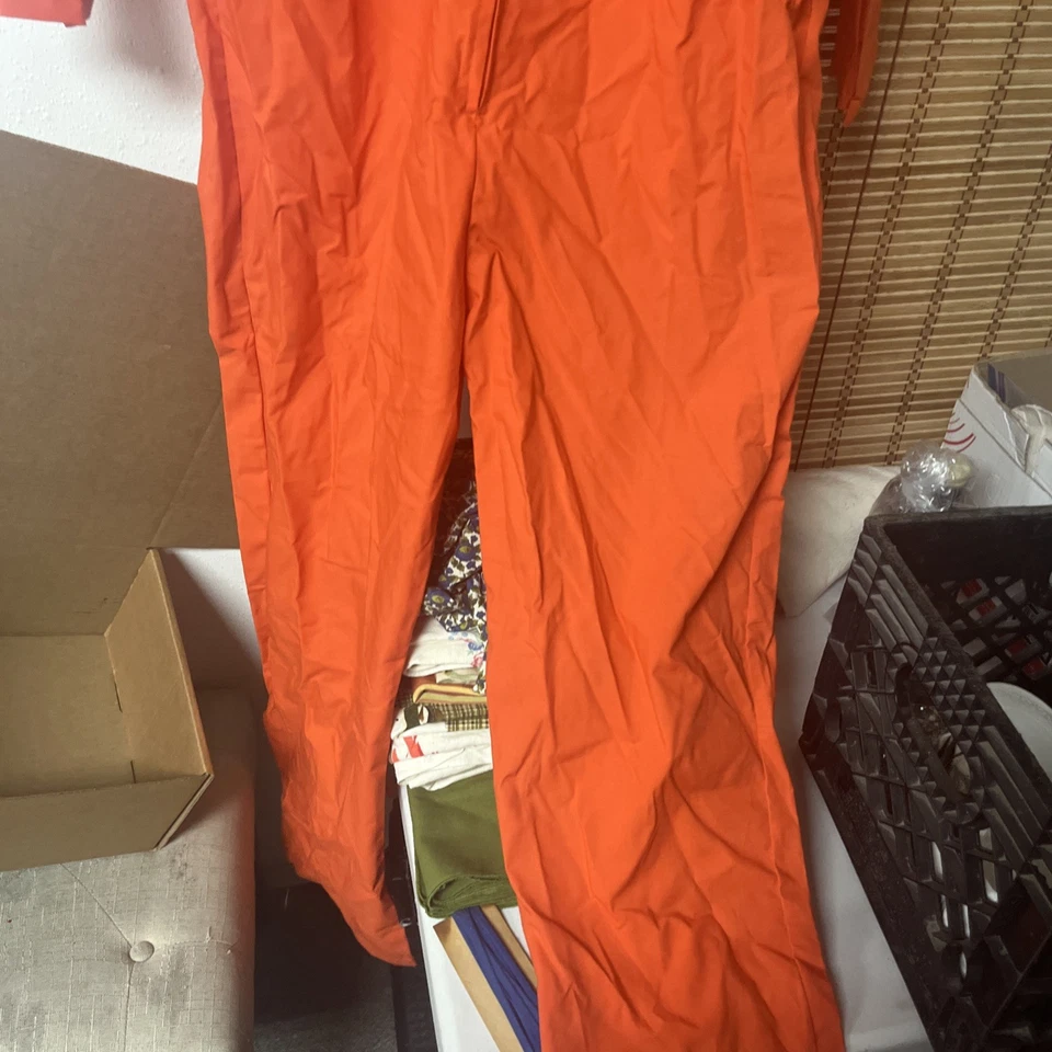JAIL BIRD ORANGE COSTUME SIZE L - FITS MEN'S LARGE! - Image 2 of 4