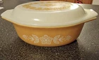 Vintage PYREX Ovenware Casserole Dish With Lid Butterfly Gold 1.5 Qt Made in USA