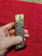 SMITH & WESSON 4006 10 ROUND 40S&W MAGAZINE YELLOW FOLLOWER (536TR)