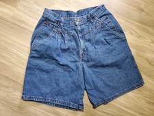 Vintage Chic Womens Denim Jean High Waist Rise Shorts Mom Cotton Pleats Sz 12