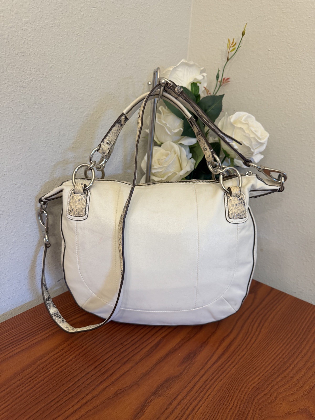 COACH #19325 Python Embossed Off-White Leather Kr… - image 6