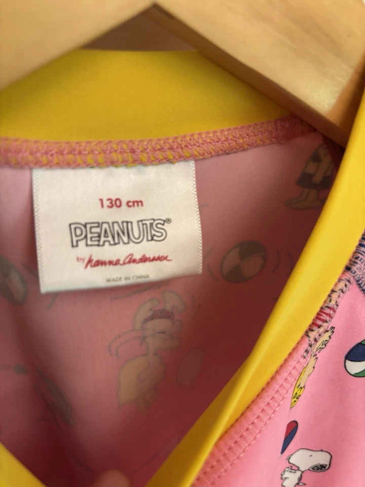 Top Hanna Andersson Niños Rosa Natación Antierupciones Snoopy Peanuts Manga 1/2 130 cm 8 Foto 3 de 4