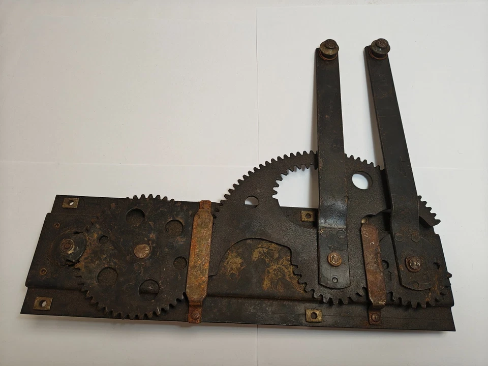 1939-1946 Dodge Truck Right Window Regulator W/O Vent Wing 785882 NOS. - Image 3 of 4