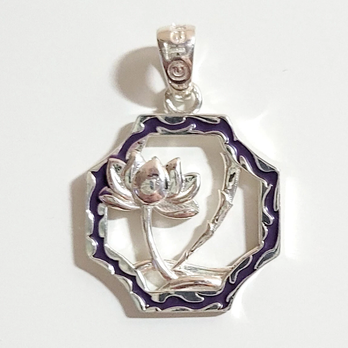 Lotus pendant hotsell silver