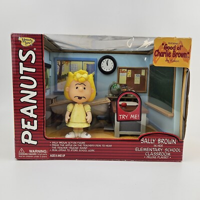 Peanuts Sally Brown School Playset Figure Classroom Memory Lane Age 6+ Schulz