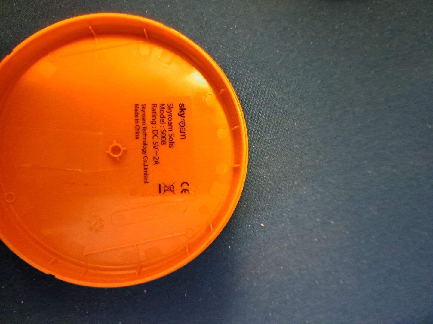 Skyroam Solis Global WIFI Roaming Mobile Hotspot  Power Bank