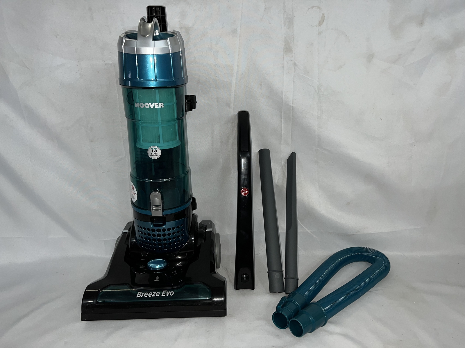 Hoover Breeze Evo Corded Bagless Upright Vacuum Cleaner eBay