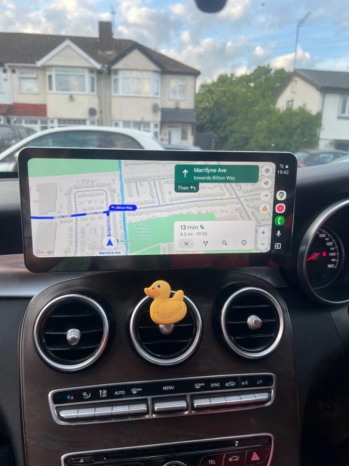 Mercedes C class W205 Screen Upgrade| Wireless Apple CarPlay & Android | Fitting - Image 2 of 4