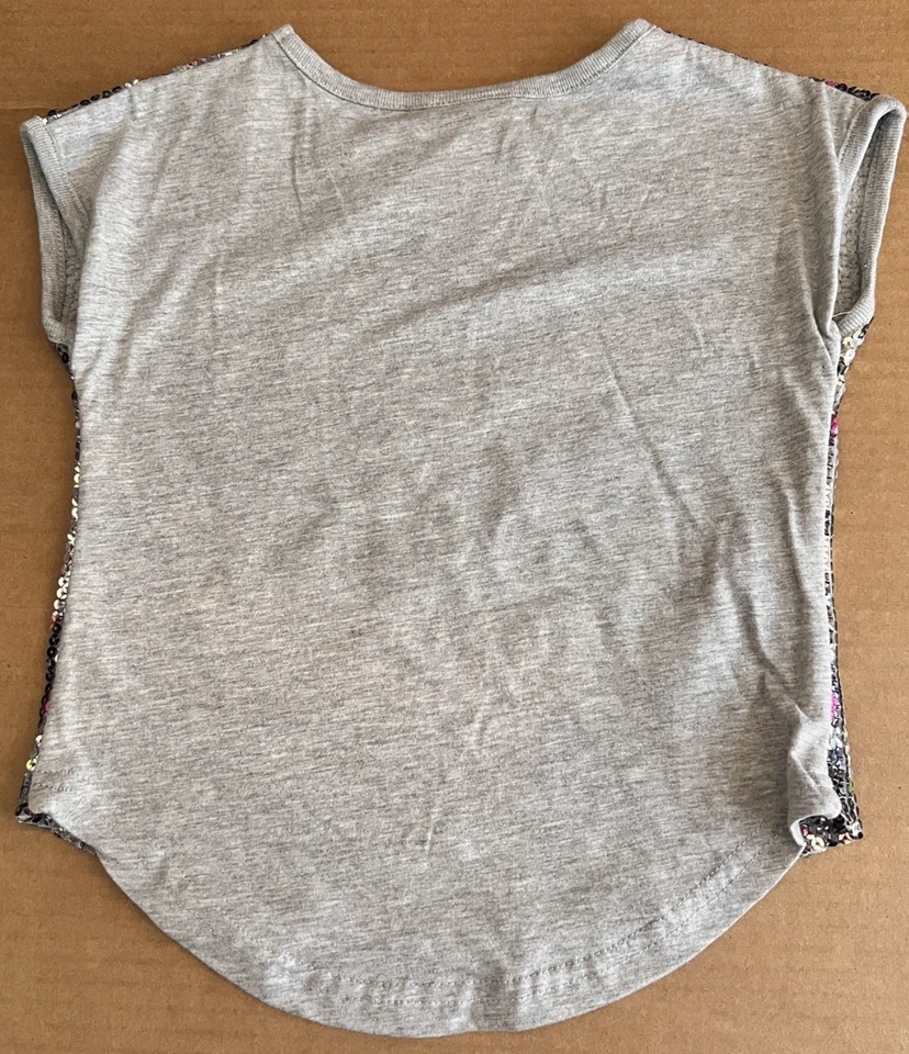 Blusa de lantejoulas Sanrio Hello Kitty meninas pequenas XS (4/5) multicolor brilhante brilhante - Imagem 3 de 4