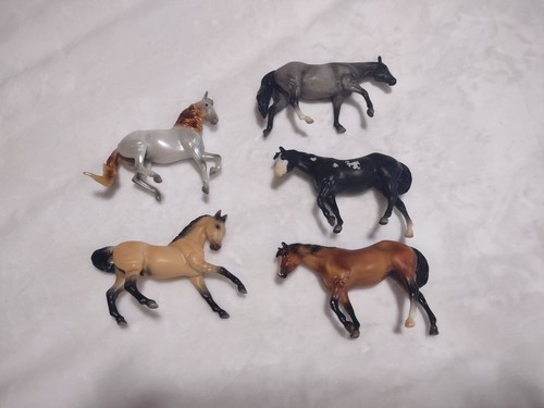 Breyer Stablemates Lot Of 5