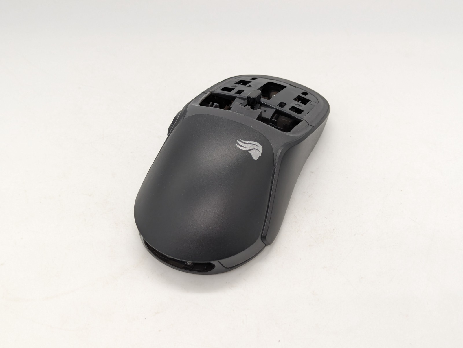 FAULTY Glorious Gaming Model O3 wireless gaming mouse 30K black O3 SHELL ONLY