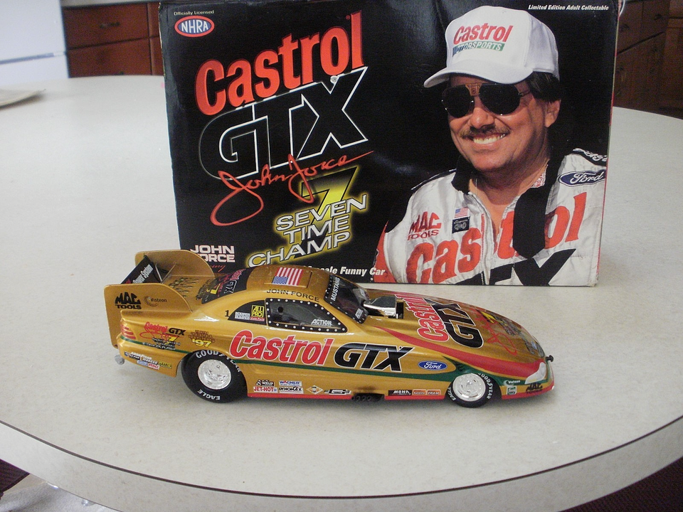 JOHN FORCE 1/24 1/64 7X CHAMP DISPLAY CASE+ LITHOGRAPH +SIGNED BODY ...