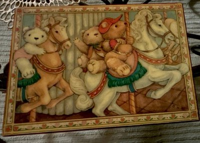 Vintage Hand painted Gorham music box  Tune: ''Love Makes the World Go Round