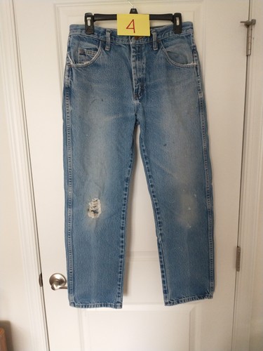 Vintage Rustler Men's 32×30 Straight Leg Light Wash Denim Blue Jeans Distressed - Picture 1 of 2