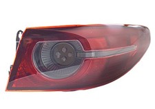 Heckleuchte Rückleuchte rechts für Mazda 3 Stufenheck BP 2.0 SKYACTIV-X M