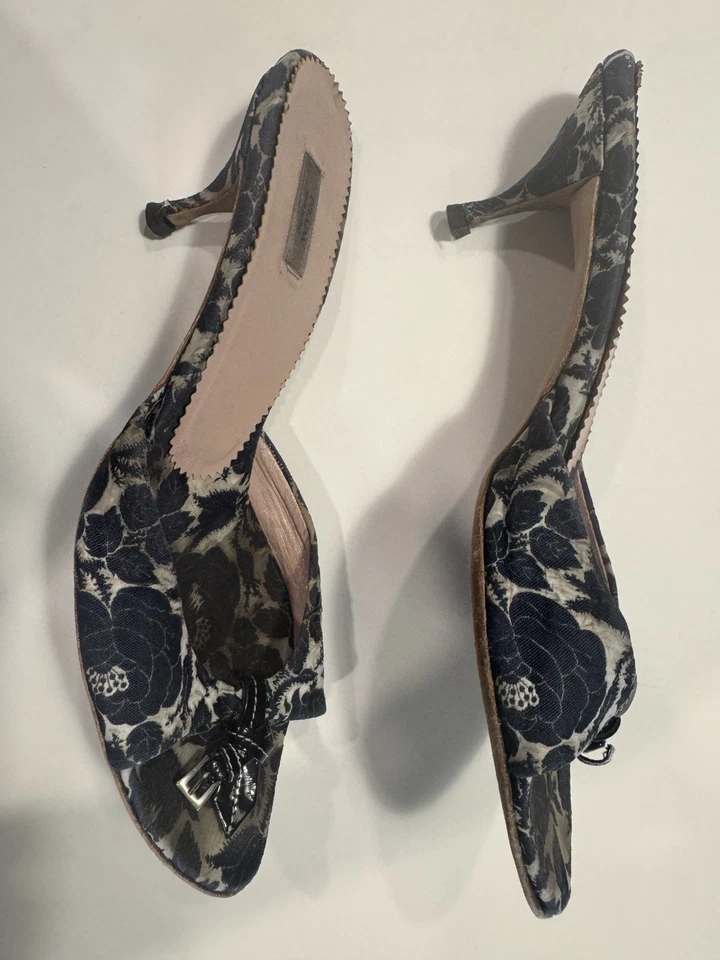 Prada 38 Shoes Blue Floral Mules Slider 38 White Heels Sandals Summer Shoes - Image 3 of 4