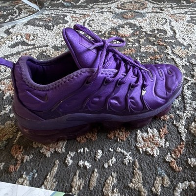 Nike Air VaporMax Plus Purple Low Top Lace-Up Athletic Sneakers Unisex