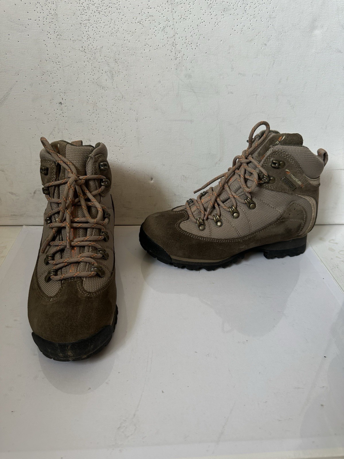 SAOLA Stivali da passeggio Mountain Life suola Vibram impermeabili in pelle taglia UK 5 EU 38