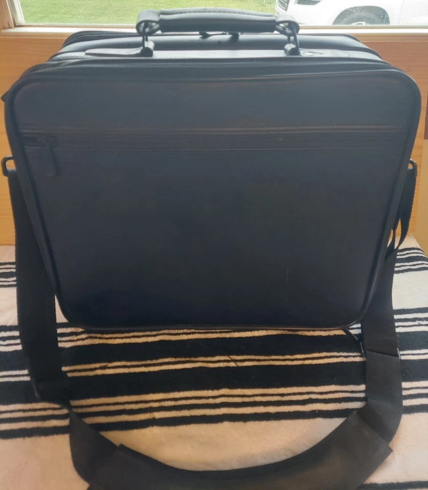 Targus CUN1 Leather Top Load Universal Laptop Briefcase Bag Black Case Zippered - Image 2 of 4