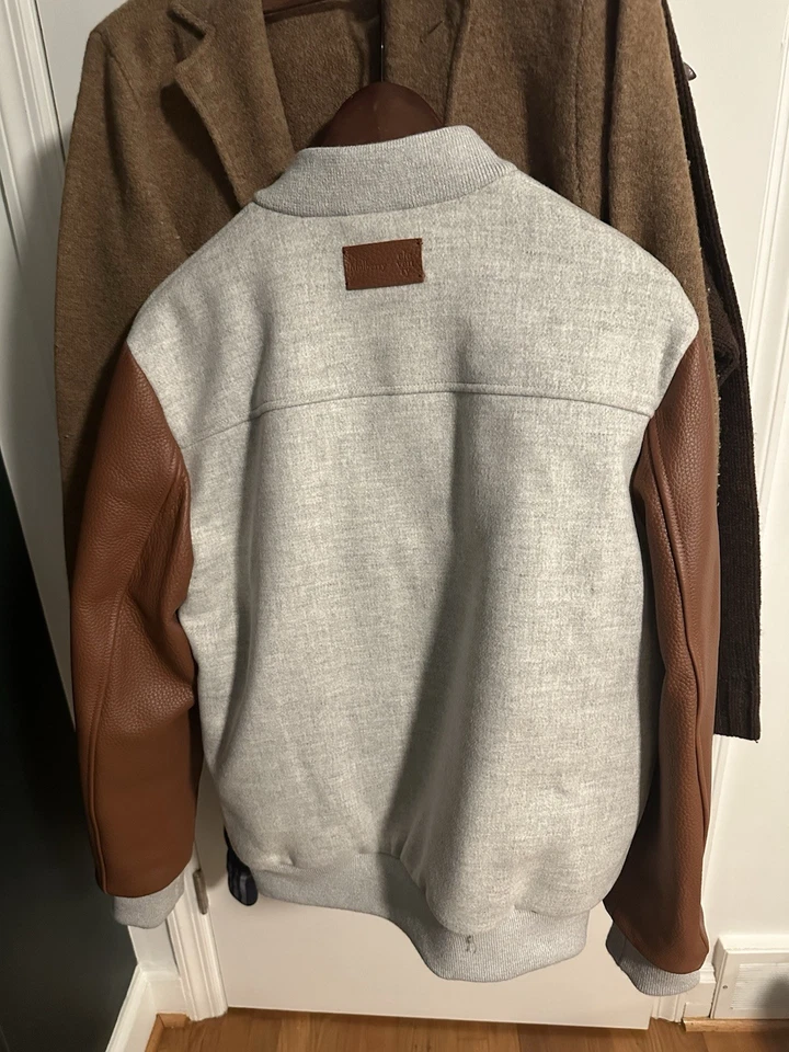 Chaqueta Eleventy Milano Mulberry Lana Y Cuero Gris Camel Talla US40/EU50 $3000 Foto 2 de 4