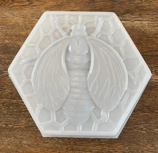 Bumble Bee Stepping Stone Plaster, Cement or Concrete Garden Craft Mold