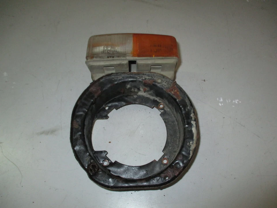 Freccia Destra DX Anteriore Frecce Supporto Faro Piaggio Ape P601 1978 1986 1987 - Immagine 3 di 4