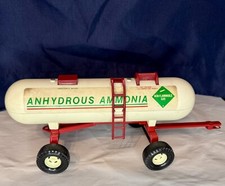Ertl Anhydrous Ammonia Tank 1:16 Scale 326-8311 Made In USA