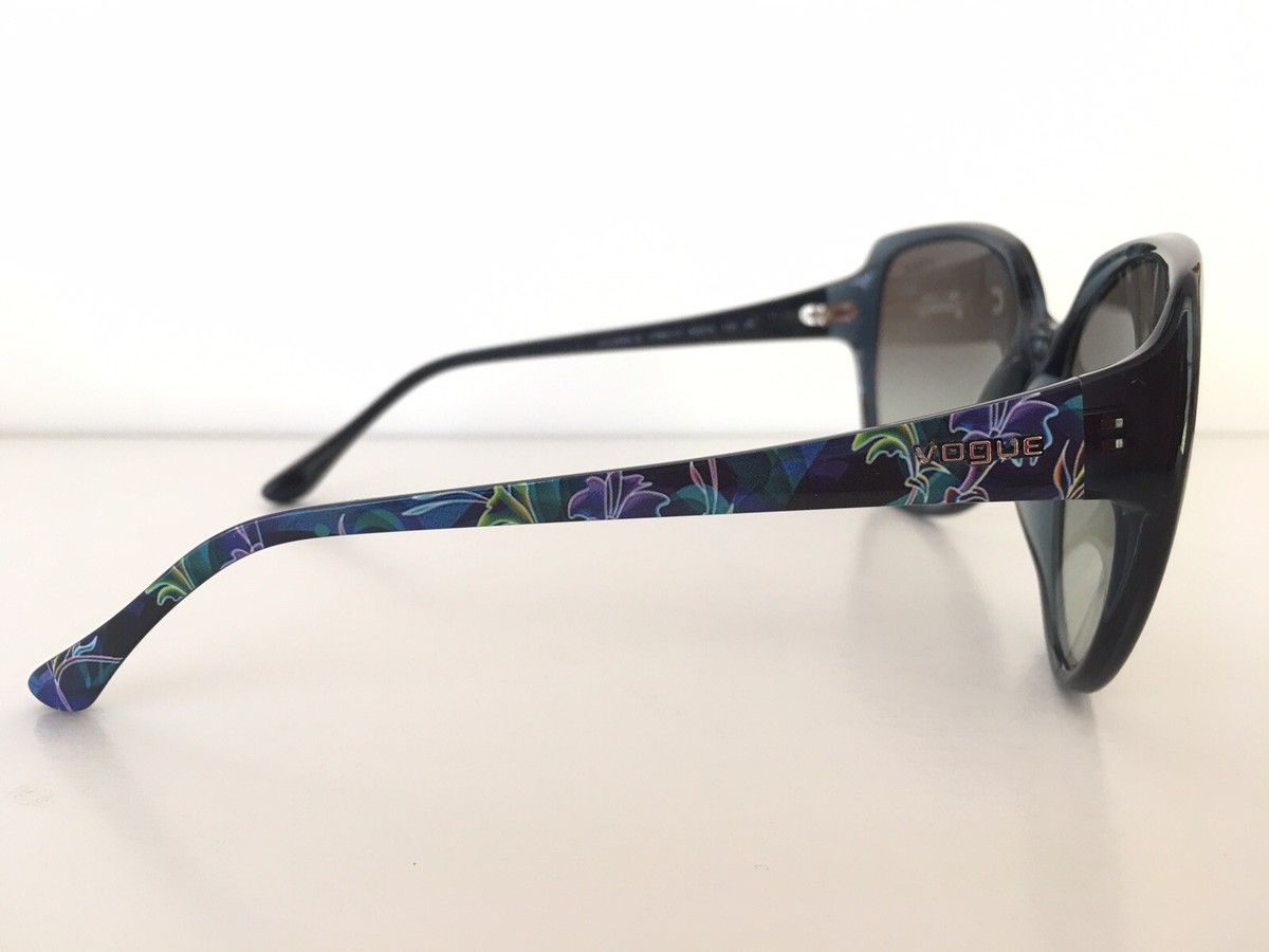 Vogue Sunglasses VO2668-S 1754/BH Italy 62 [] 15 135 Sunglasses Vogue Eyewear VO5566S | Free Shipping | Glasses.com® main image 4