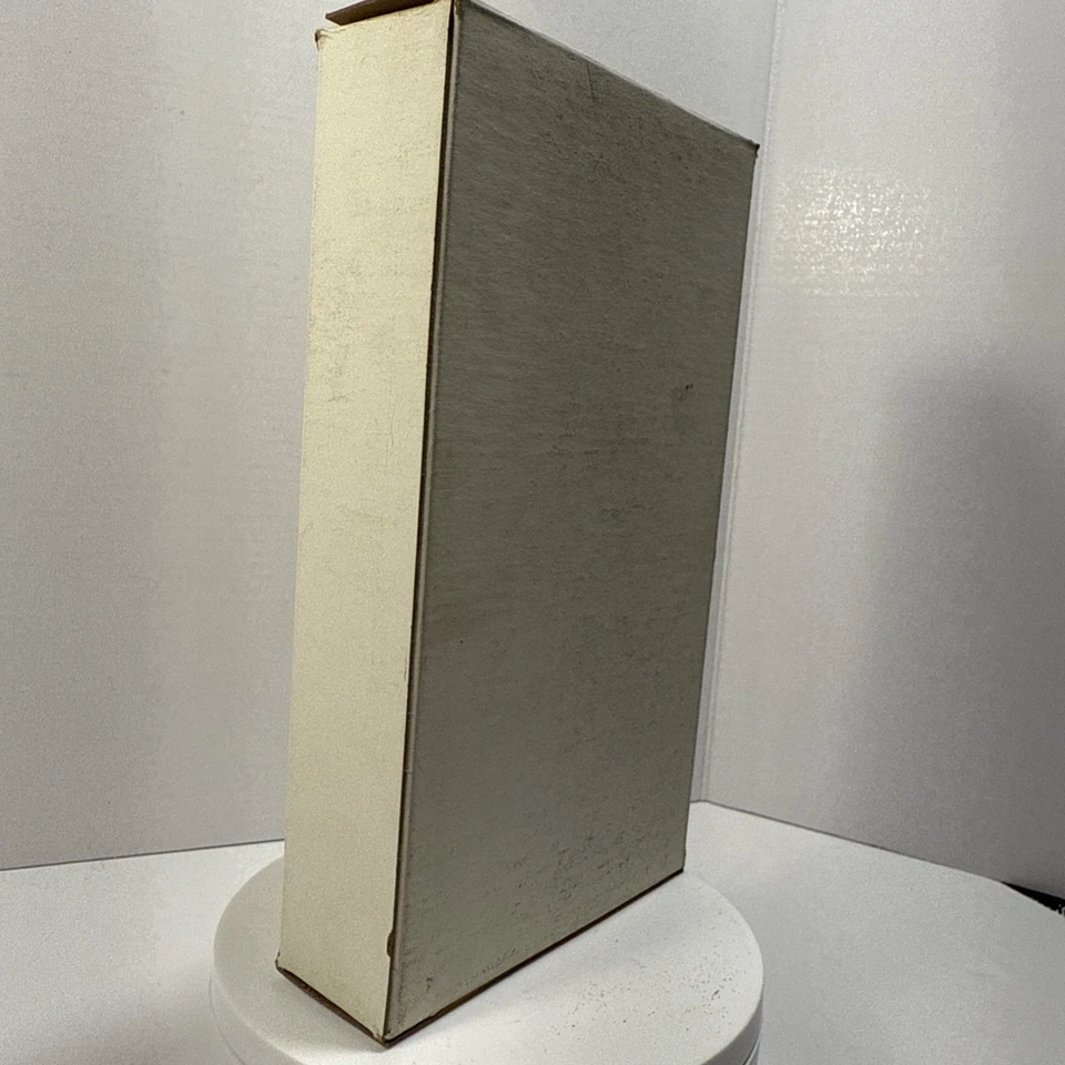 Micro Engineering ME-601 HO Krukow Hardware Building Kit - Image 4 of 4