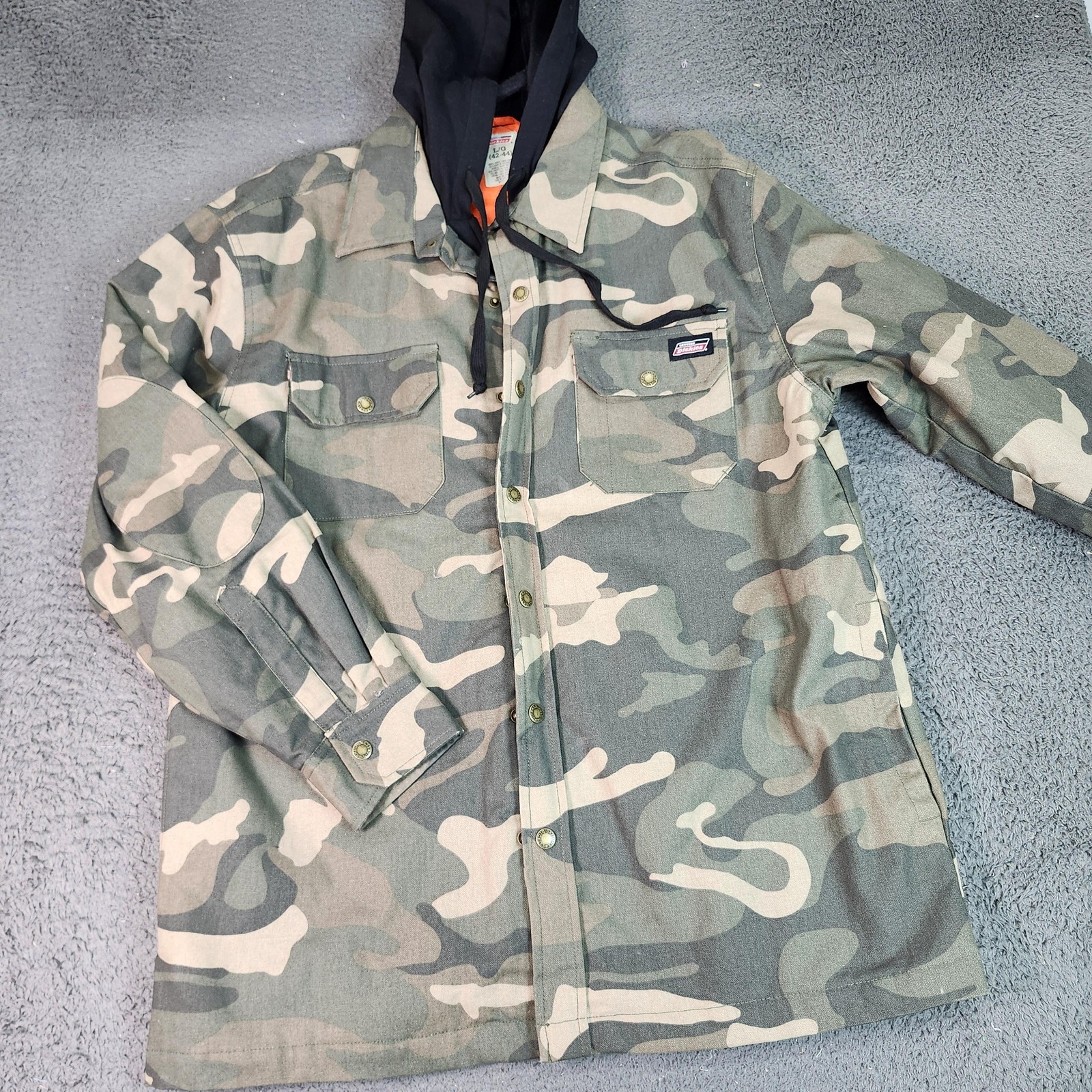 Genuine Dickies Jacket Mens Large Green Camo Quilted Hooded Snap Workwear Lined