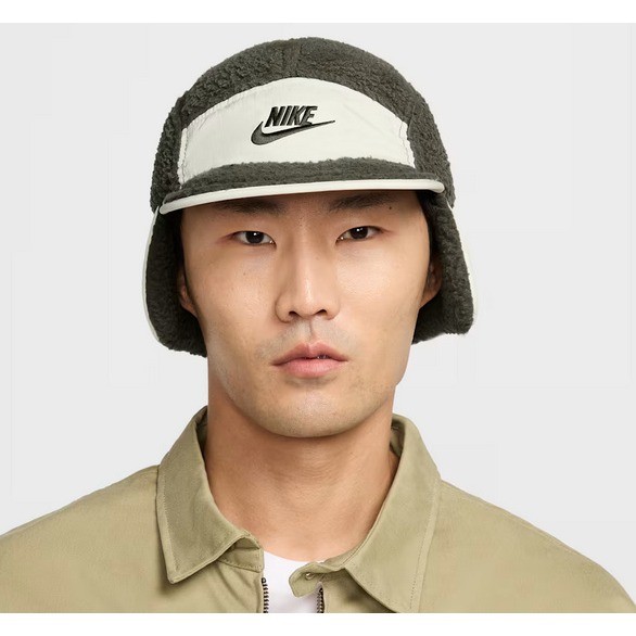 Nike Fly Winterized Unstructured Outdoor Cap Size S/M NWT Ear Flaps Fleece Green thumbnail 3