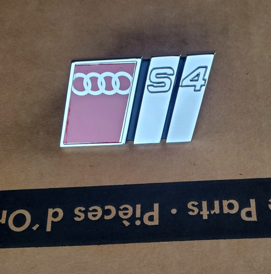 Original S4 logo Audi A4 B5 clip lettering emblem badge grill radiator grille
