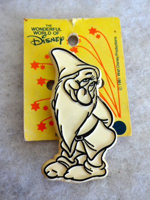 BASHFUL - Schneewittchen & die sieben Zwerge - Disney - Vintage - 1981 - PIN BADGE