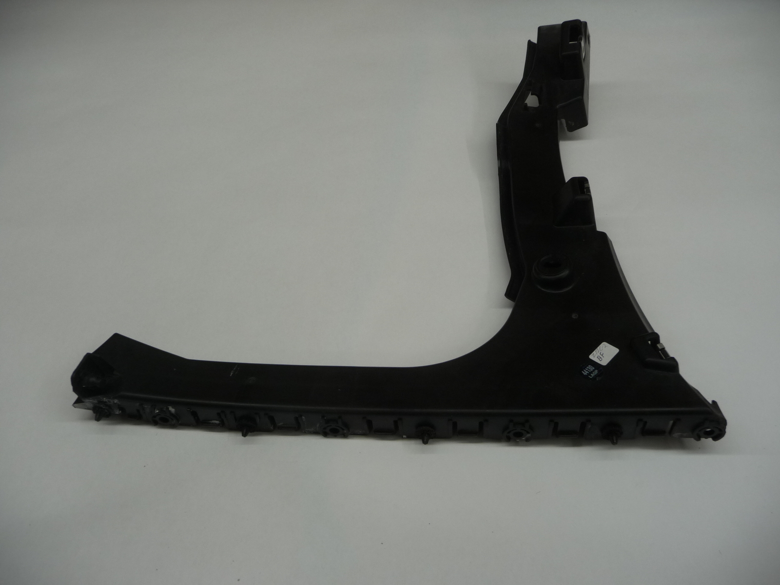 2020-2022 Bentley GT GTC Rear Bumper Right Outer Guide Bracket 3SD807024C OEM