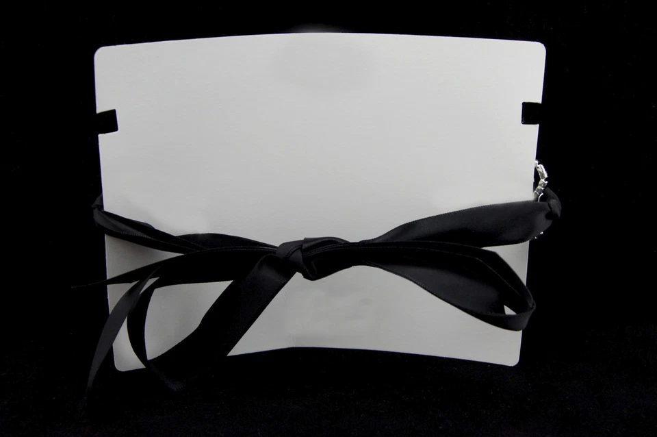 Elegante Máscara de Mascarada Color Plata Estrás Transparente Cinta Negra Veneciana Foto 3 de 3