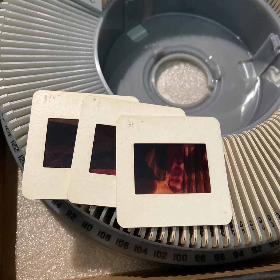 Vintage Kodak Transvue 140 Slides Tray Carousel Box & Slides Fraud & Con Games - Image 4 of 4