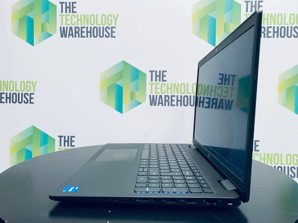 Dell Latitude 3520 · i5-1135G7 · 32GB · 512GB, photo 4 of 5