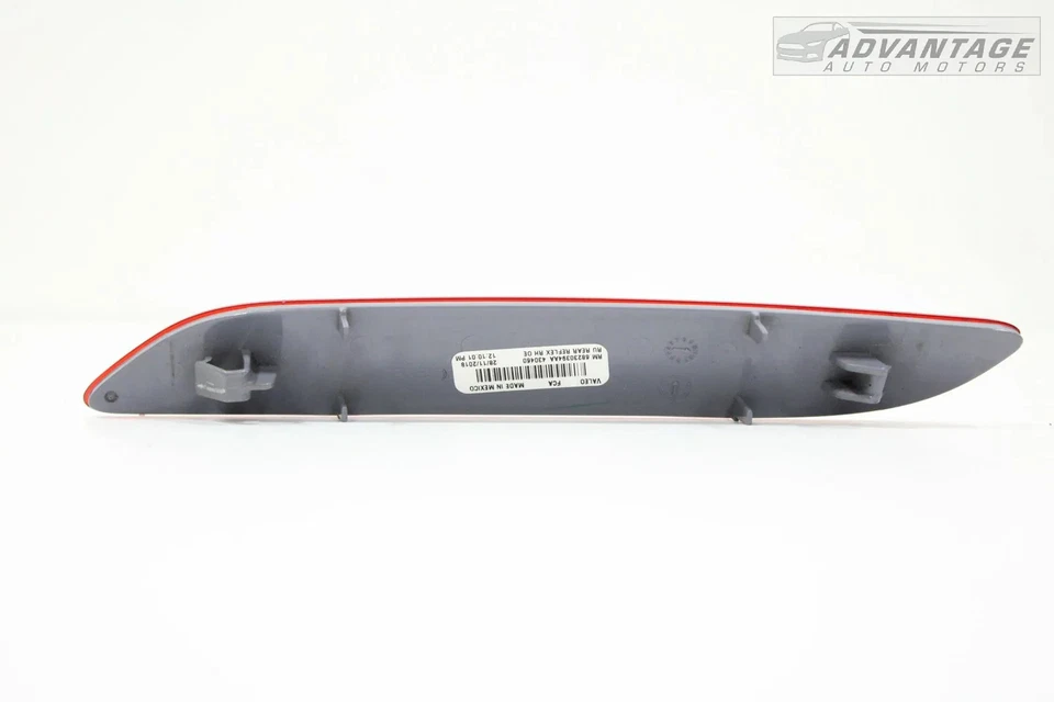 2017-2025 CHRYSLER PACIFICA ЗАДНИЙ ПРАВЫЙ БАМПЕР ОТРАЖАТЕЛЬ ГАБАРИТНЫЙ ФОНАРЬ OEM - Изображение 2 из 4