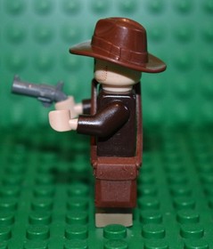 LEGO Indiana Jones Minifigure with Pistol, No Whip7627 7623 7624 7625 7626 #4