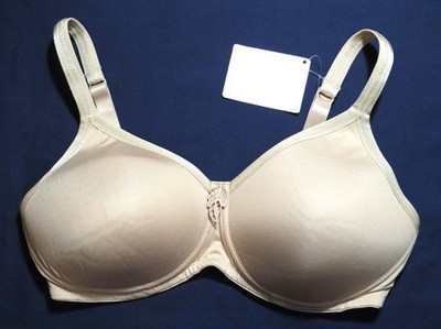 Amoena  After Surgery Bra 40A Nude Lara 0674 Padded Wire Free NWT